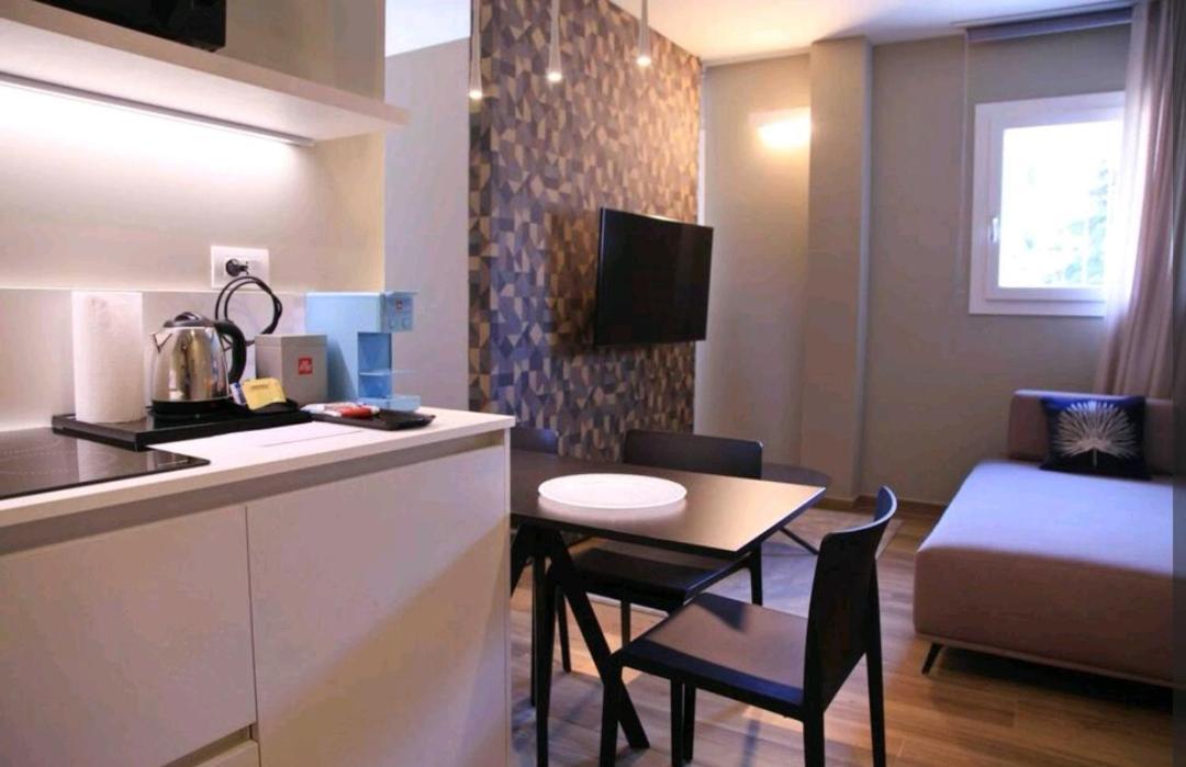 A&G Suites Парма Екстер'єр фото